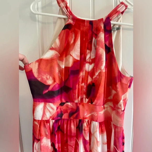 Eliza J Floral Vibrant Coral/Pink Flowy Maxi Dress
Size 14 - Picture 3 of 8